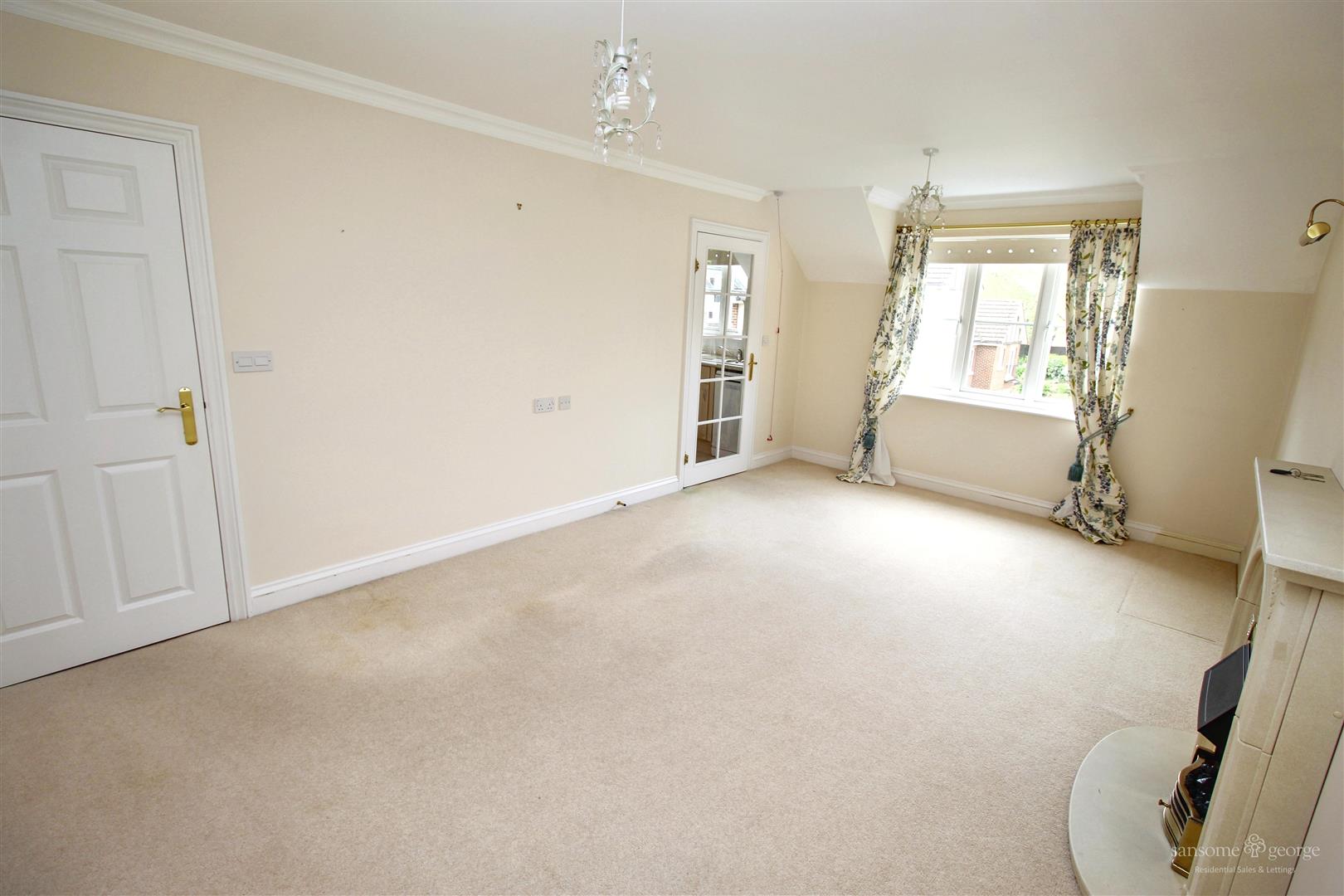 Bath Road, Calcot, Reading